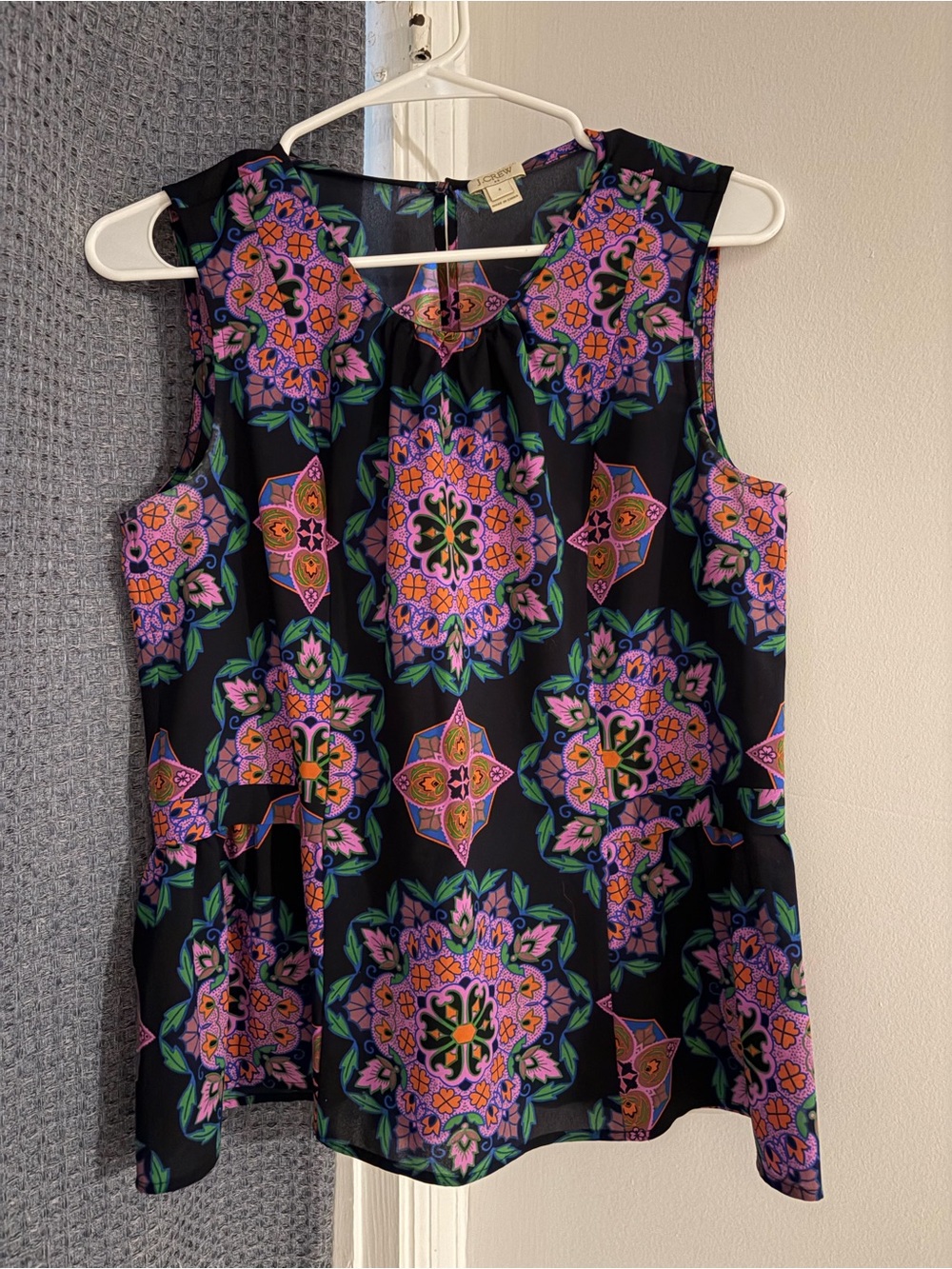 Sleeveless Black Floral Medallion Print Top - Women